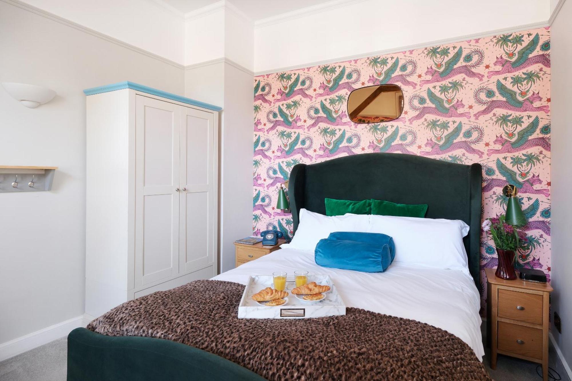 Harington'S Boutique Hotel Bath Room photo